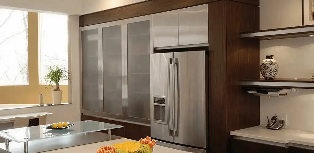 Cabinet door replacement and modern kitchen cabinet upgrade in Clearwater, FL