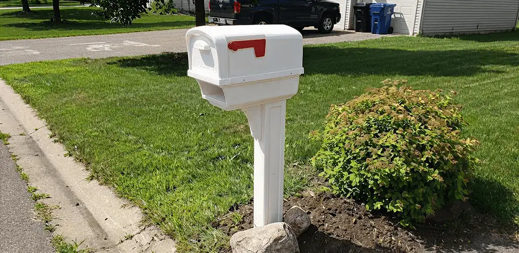 Mailbox installation for a residential curbside mailbox in Clearwater, FL